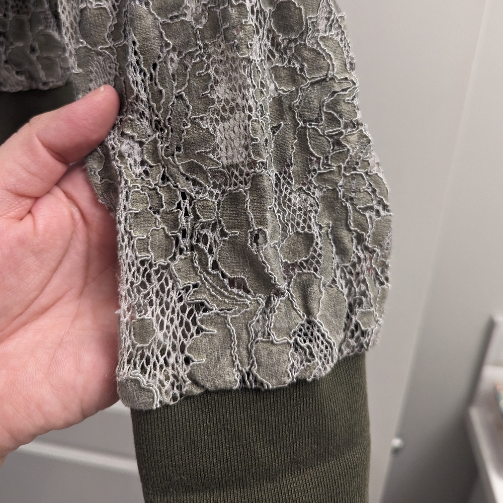 🎉3/$50🎉 Zara Crochet Bomber Jacket - Picture 5 of 6